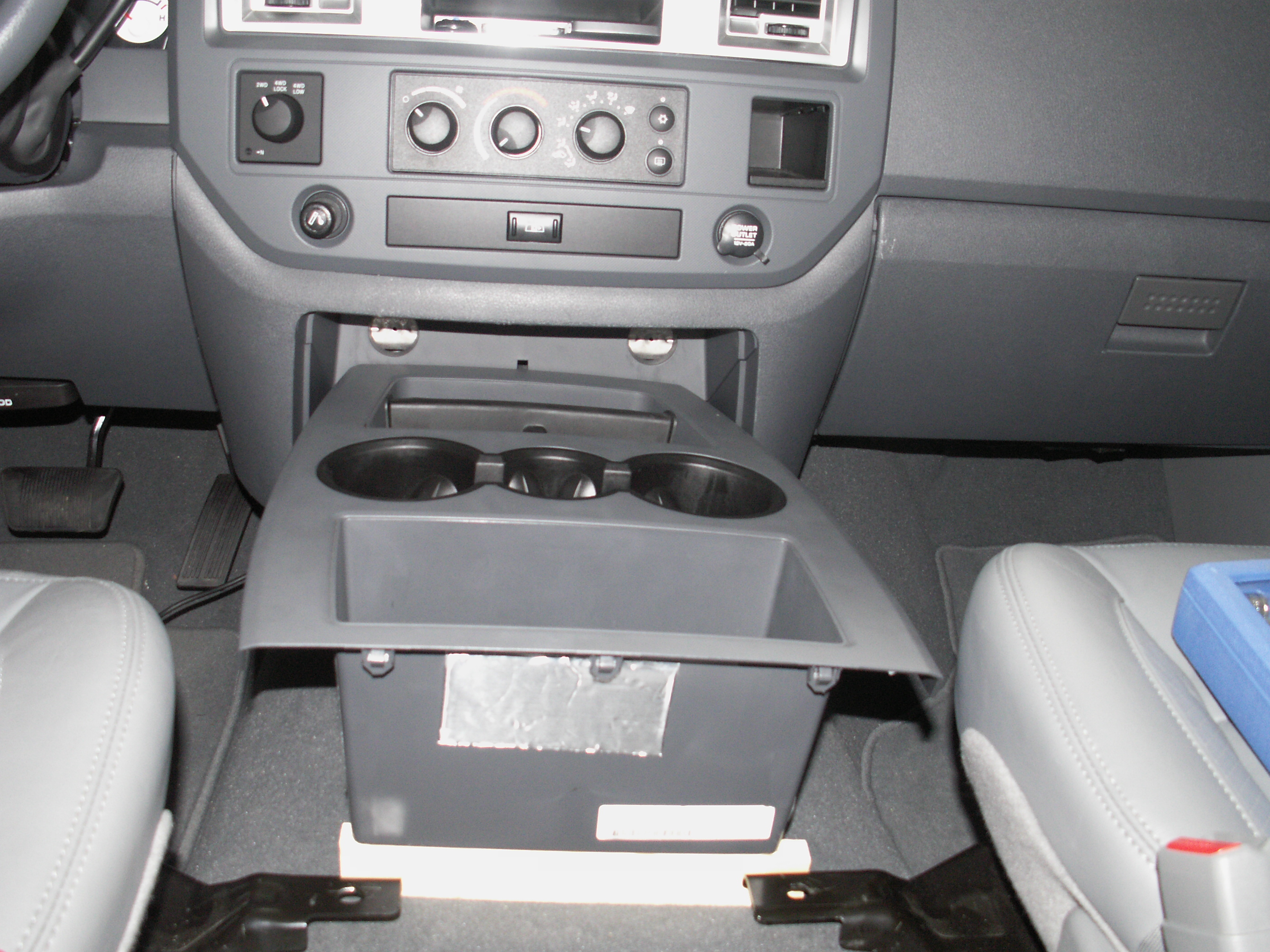 McFail Pictures!/Truck/Center Console Sub Box/PICT0242